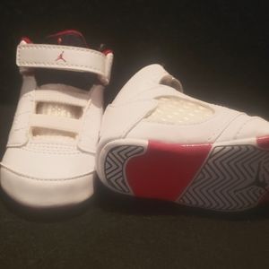 Jordan 5s, sz 1C for infant, near new cond. White beanie, red AJ logo to match.